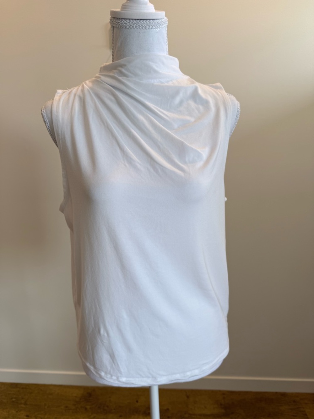 Babaton Boardroom Top White Size Medium Career Minimalist Tailored Closet Staple